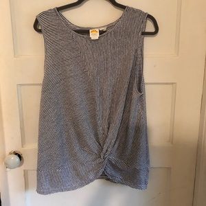 Super cute navy striped sleeveless linen top.